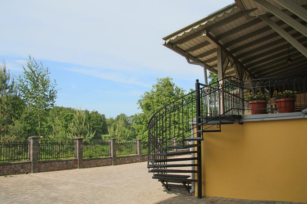 Hotel Viona Bauska Dış mekan fotoğraf